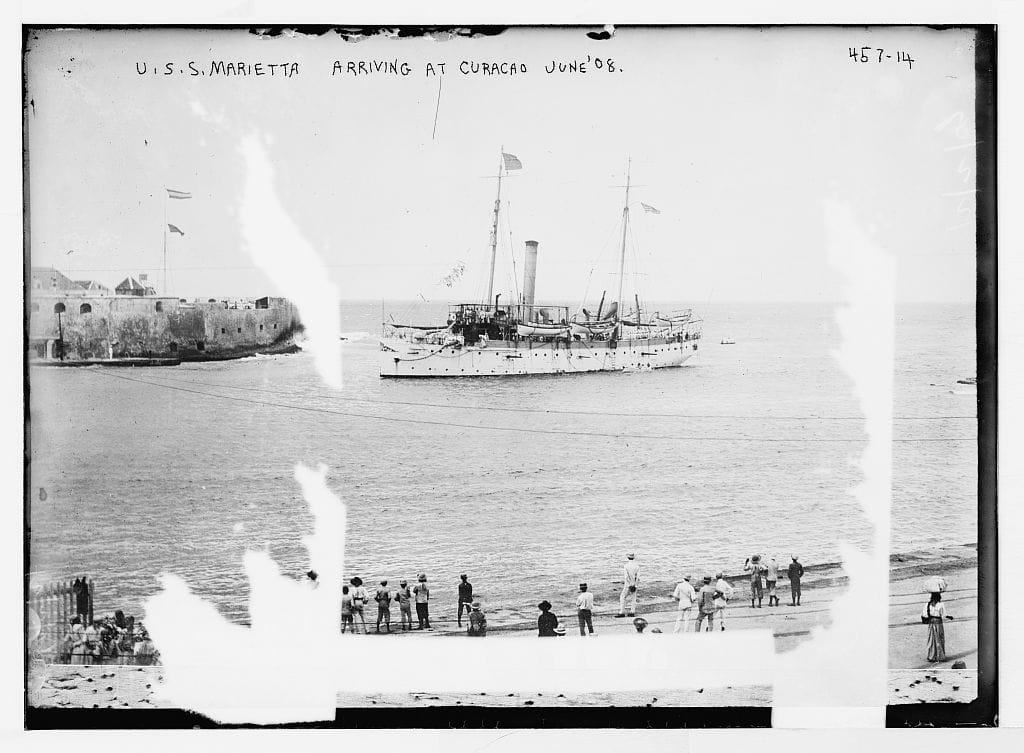 Американская канонерская лодка «Мариэтта», которая до апреля 1903 года охраняла американские интересы в том числе у берегов Гондураса